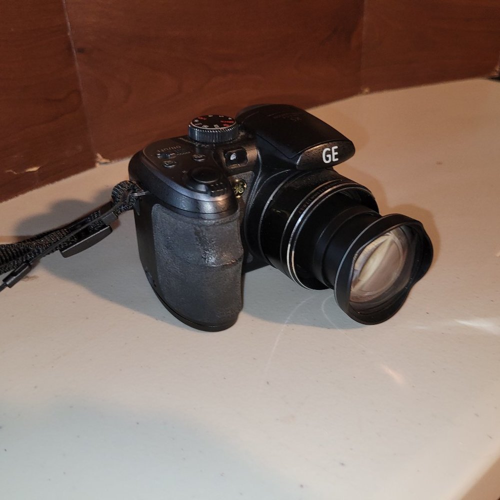 2 Cameras, Sony Cyber-Shot DSC-S75 & G.E.14 MP Ultrazoom Digital Camera-$100 obo